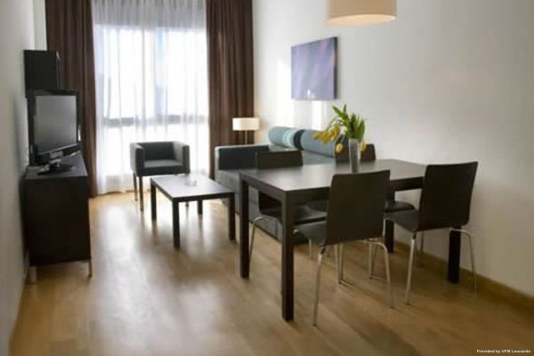 Hotel Compostela Suites Apartamentos (Madrid)